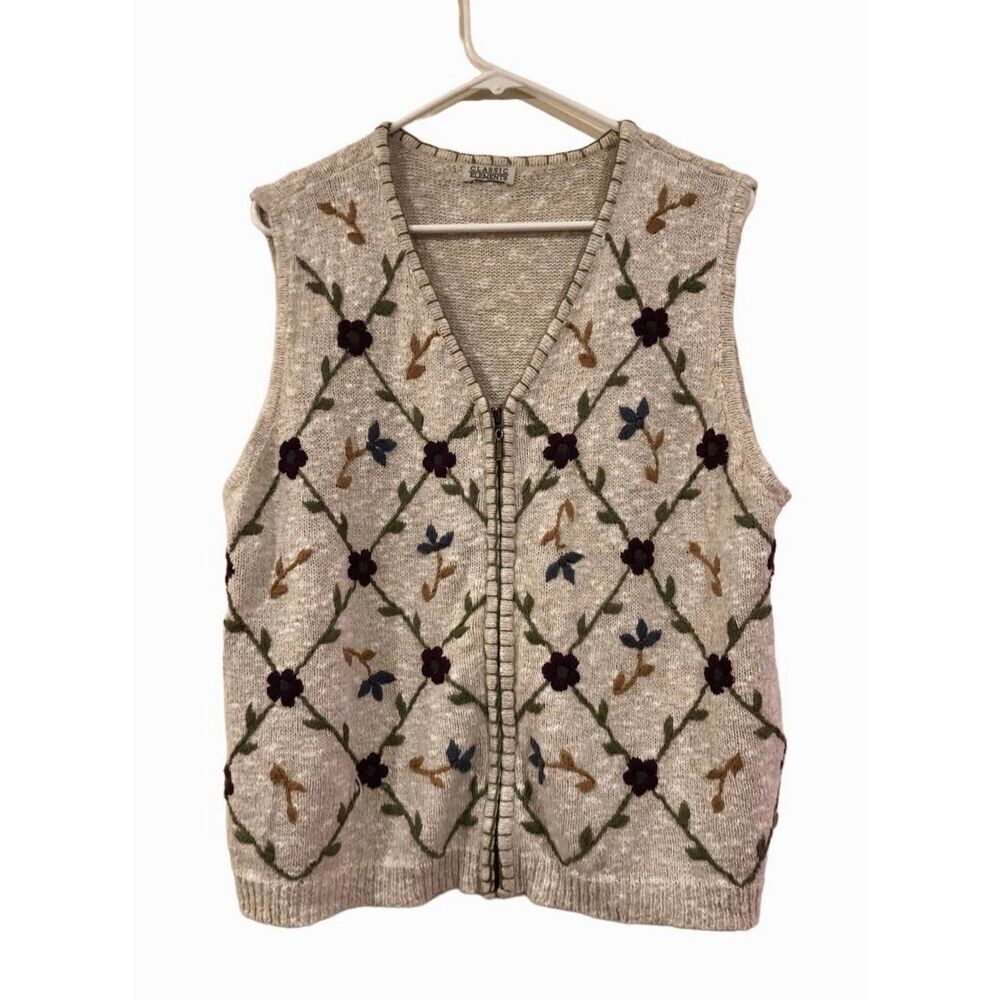 VNT Granny Sweater Vest Zip Up Embroidered Flowers Crochet Retro Vibes Swag